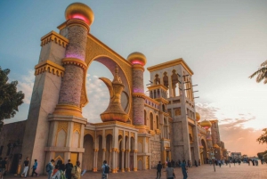 Dubai: Private Shopping City Tour and Global Village Tickets