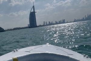 Dubai: Sightseeing auf der Donut-Fahrt