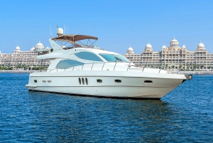Dubai: Sightseeing privat yachtkryssning förbi Dubai Marina