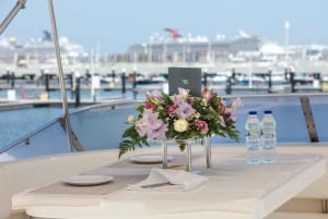 Dubai: Crucero turístico en yate privado por el puerto deportivo de Dubai