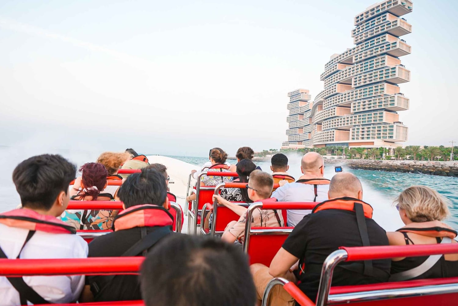 Dubaï : Visite touristique en bateau à moteur avec guide touristique
