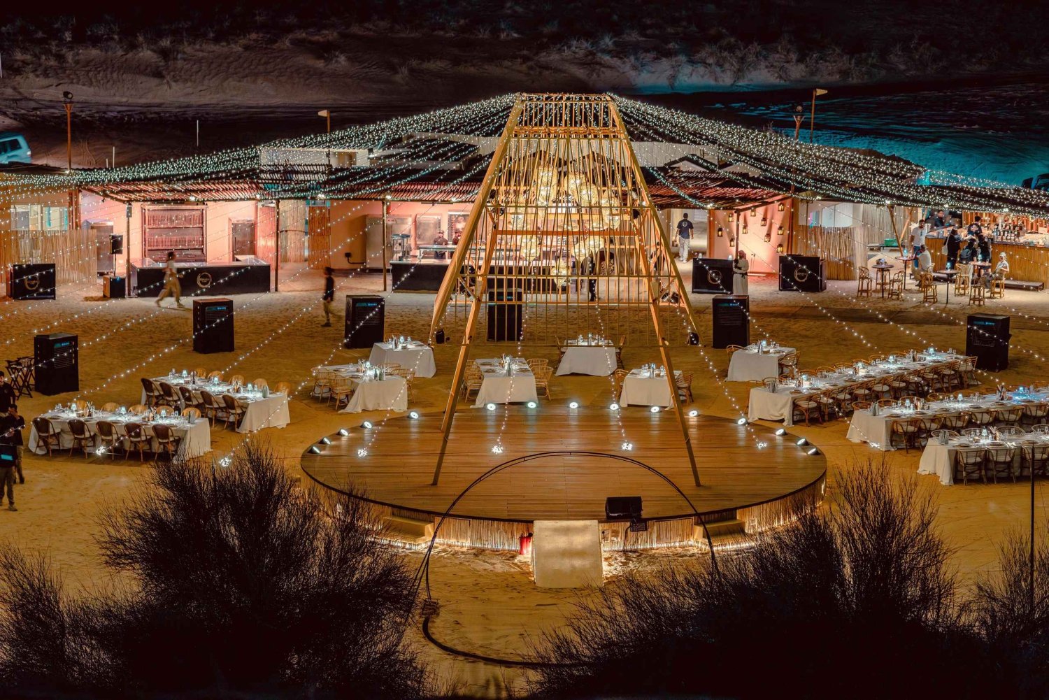 Dubai: Sonara Camp Sonnenuntergang und Abendessen, Shows und Aktivitäten