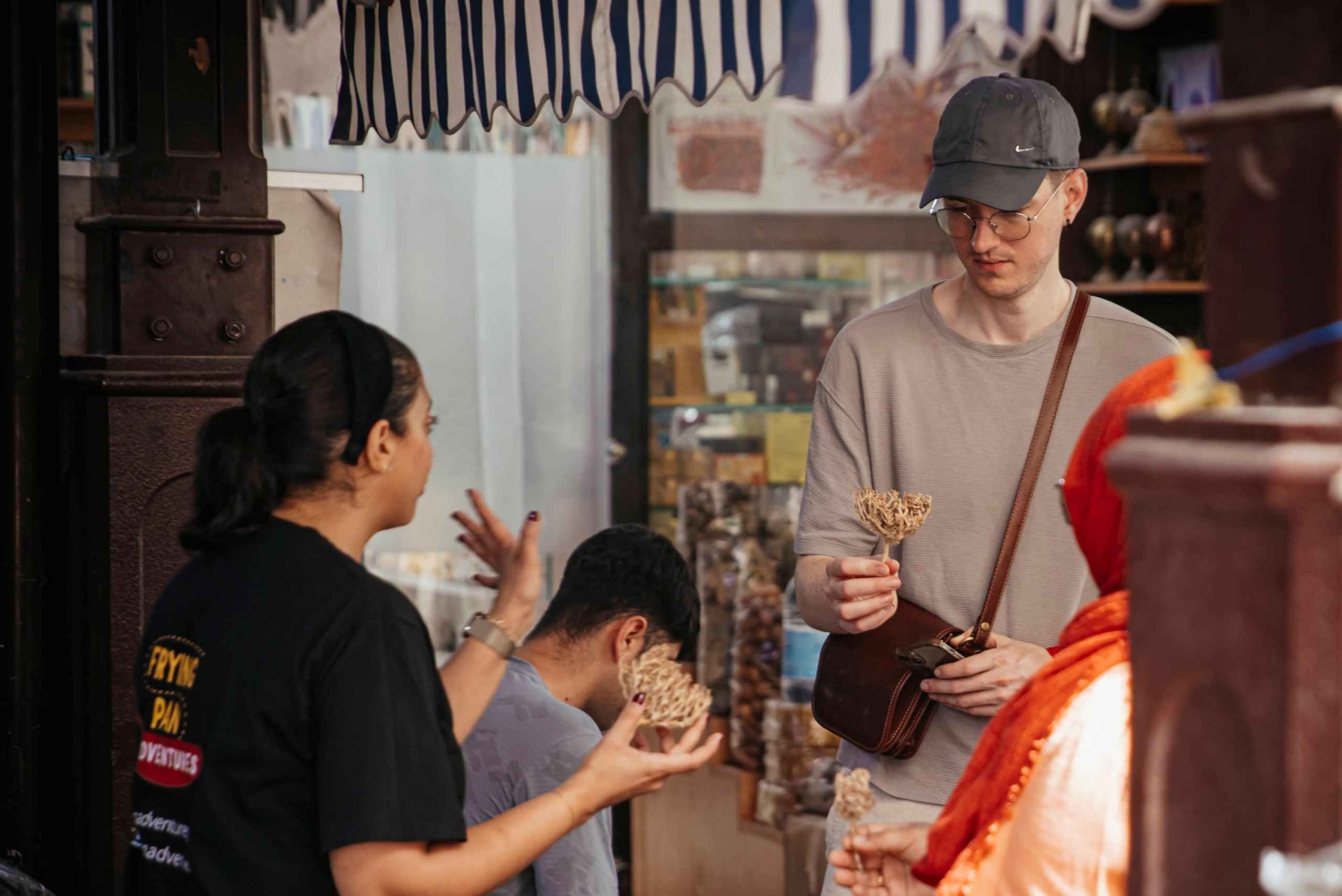 Dubai Souks, Food, & Culture Walking Tour - Frying Pan Tours