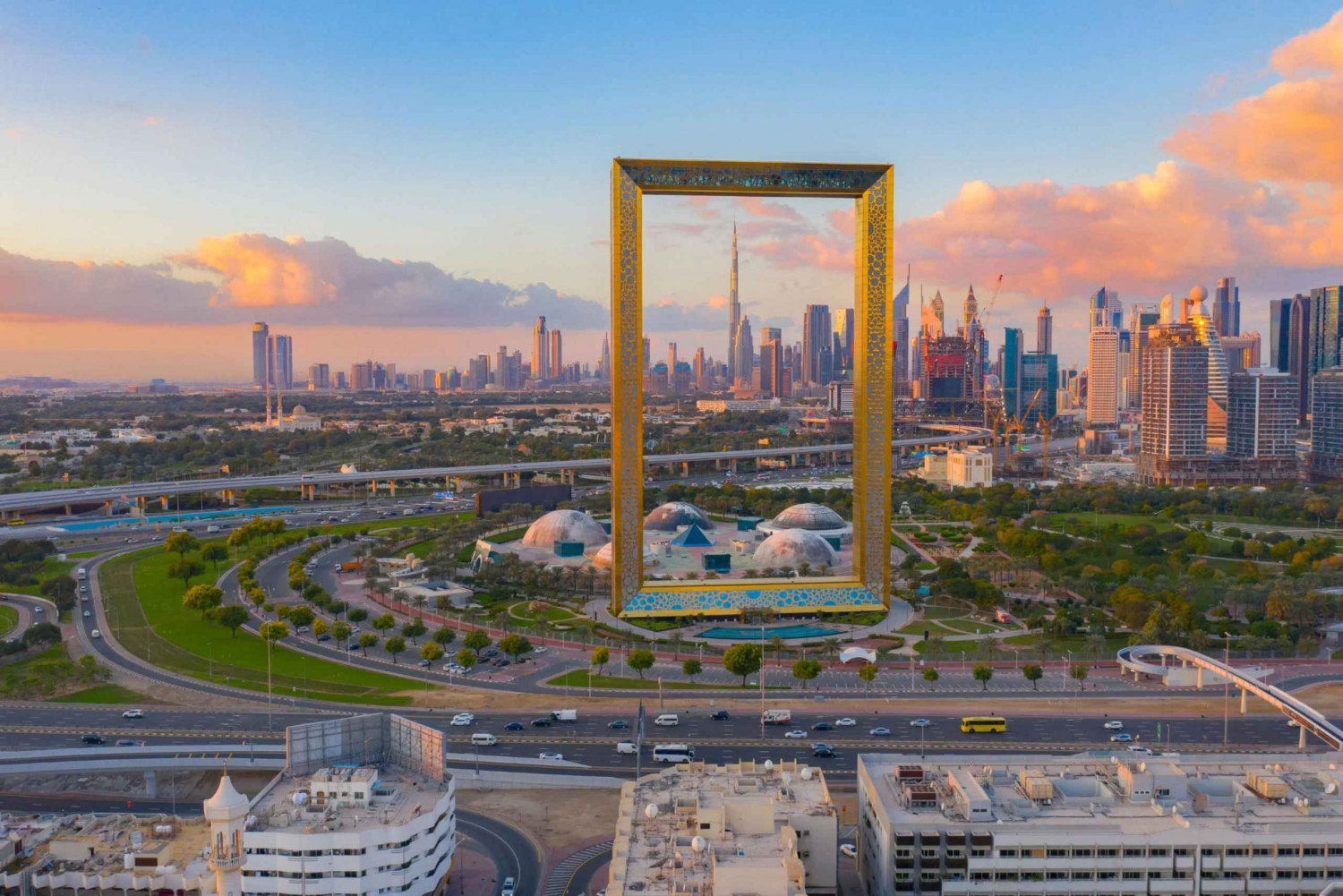 Gamla Dubai: Souker, museer och gatumat med transfer till hotellet