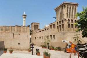 El Viejo Dubai: Zocos, Museos, Comida Callejera con Traslados al Hotel