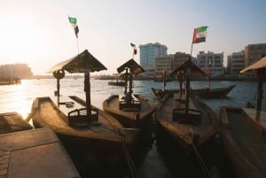 Das alte Dubai: Souks, Museen, Street Food mit Hoteltransfers
