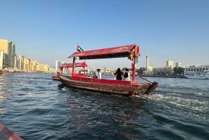 Dubai: Soukit, katuruoka, Abra ja vanhakaupunki