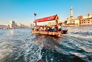 Dubai: Abra Boat Tour: Pienryhmä Premium Vanhakaupunki, Souk, & Abra Boat Tour: Pienryhmä Premium Vanhakaupunki, Souk, & Abra Boat Tour