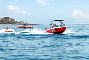 Dubai: Speedboat-Pulled Donut Ride Trip in JBR