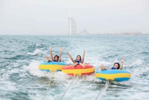 Dubai: Donut-Fahrt mit dem Schnellboot und Blick auf das Burj Al Arab