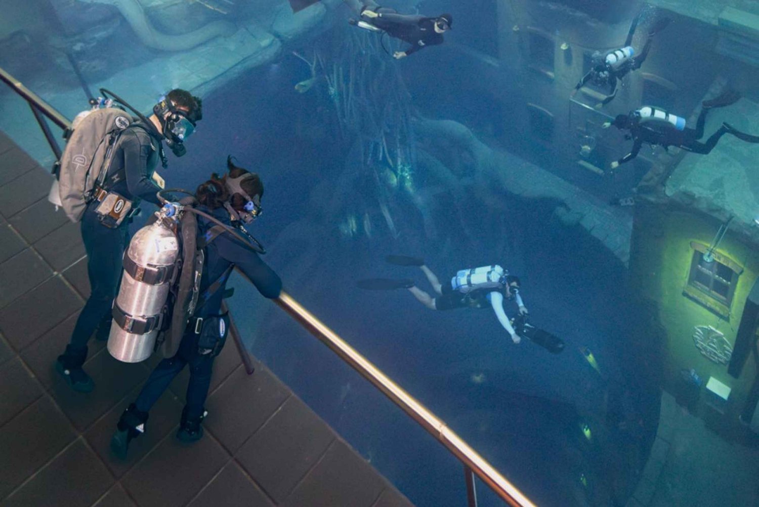 Dubai: Sunken City Walk på Deep Dive – krever ikke sertifisering