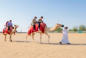 Dubaj: Lot balonem na ogrzane powietrze o wschodzie słońca, śniadanie, przejażdżka na wielbłądzie