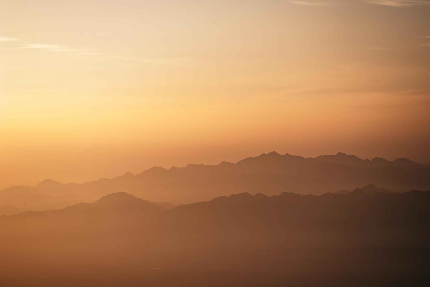 Dubai: Passeio de balão de ar quente ao nascer do sol sobre o deserto