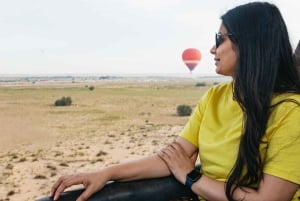 Dubai: Passeio de balão de ar quente ao nascer do sol sobre o deserto