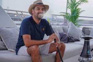 ドバイ：サンシーカー スーパーヨットでVIPディナー、ドリンク、ライブDJをお楽しみください