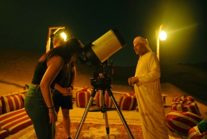 Dubai: Kameelsafari bij zonsondergang, sterren kijken, BBQ bij Al Khayma
