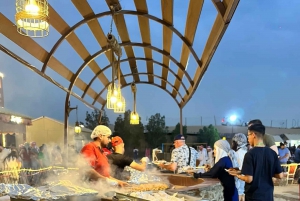 Dubai: Ørkensafari ved solnedgang, middag, shows og kamelridning