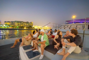 Dubai: Solnedgångs- och nattkryssning med snacks och dryck
