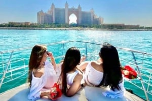 Excursion en yacht au coucher du soleil à Dubaï