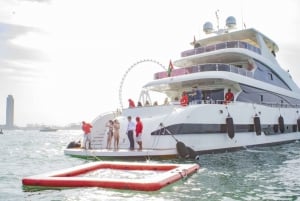 Dubai: Superyacht-upplevelse med livemusik och drinkar