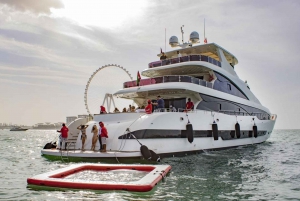 Dubai: Superyacht-opplevelse med livemusikk og drinker