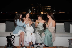 Dubai: Superjahdit-bileet live-DJ:n ja avoimen baarin kanssa