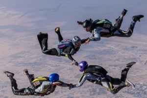 Dubai: Experiencia de paracaidismo en tándem en The Palm