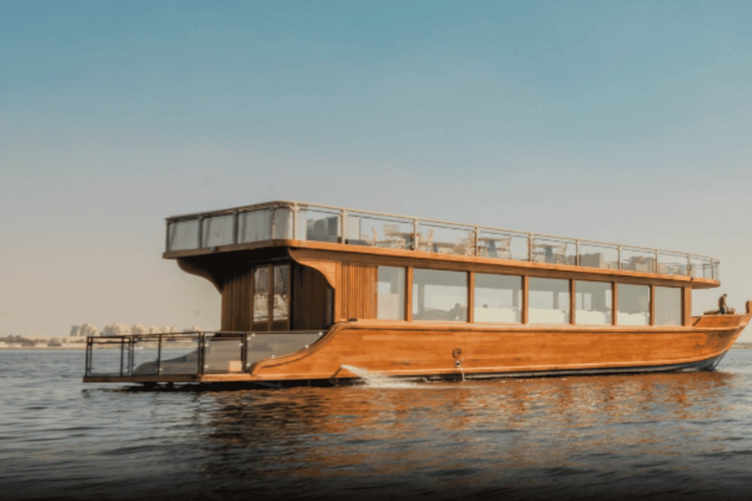 Dubai: Das Flaggschiff-Dinner auf der Lady Nara