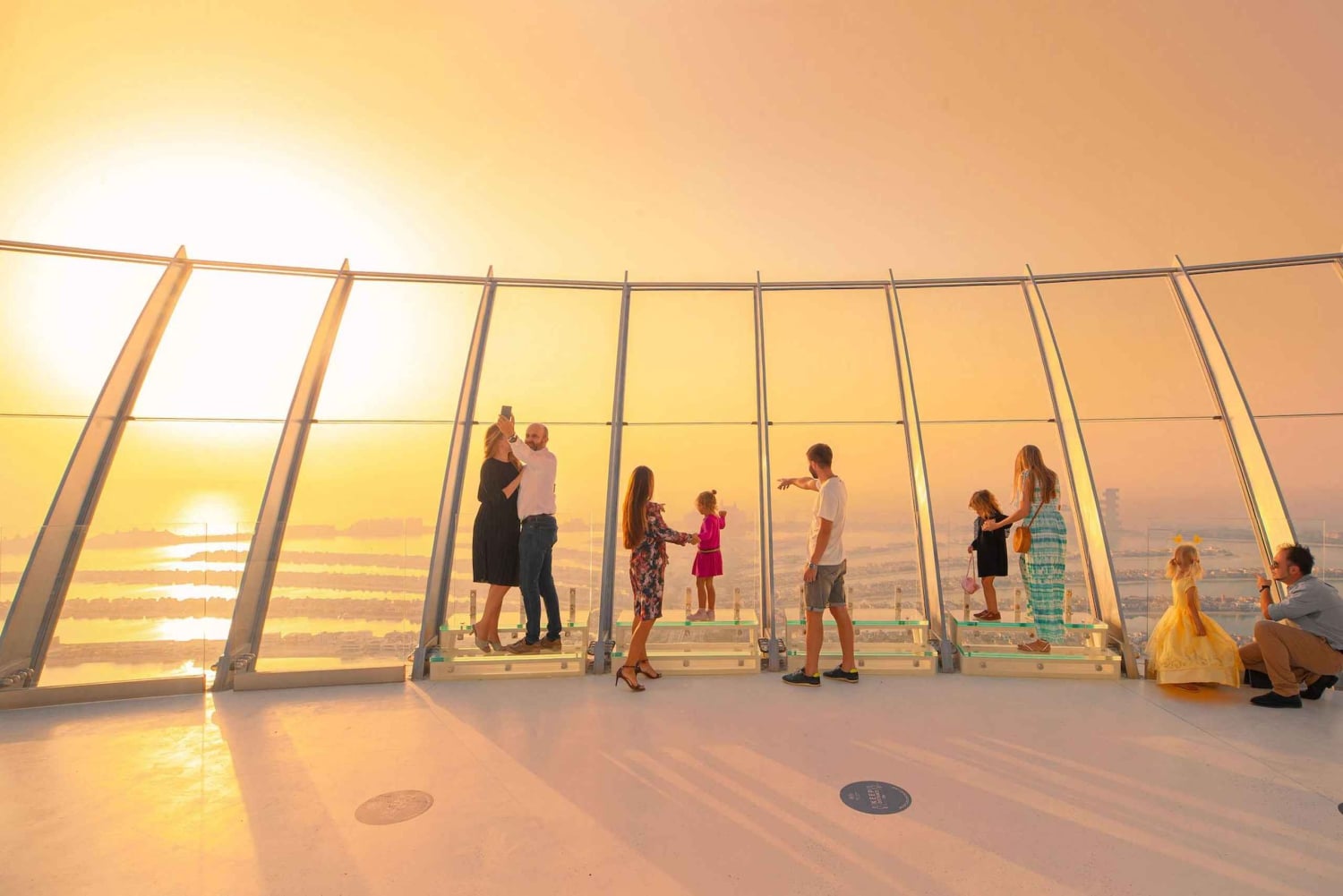 ドバイザ・ビュー・アット・ザ・パーム入場券＆アフタヌーン・ヨット1.5日券