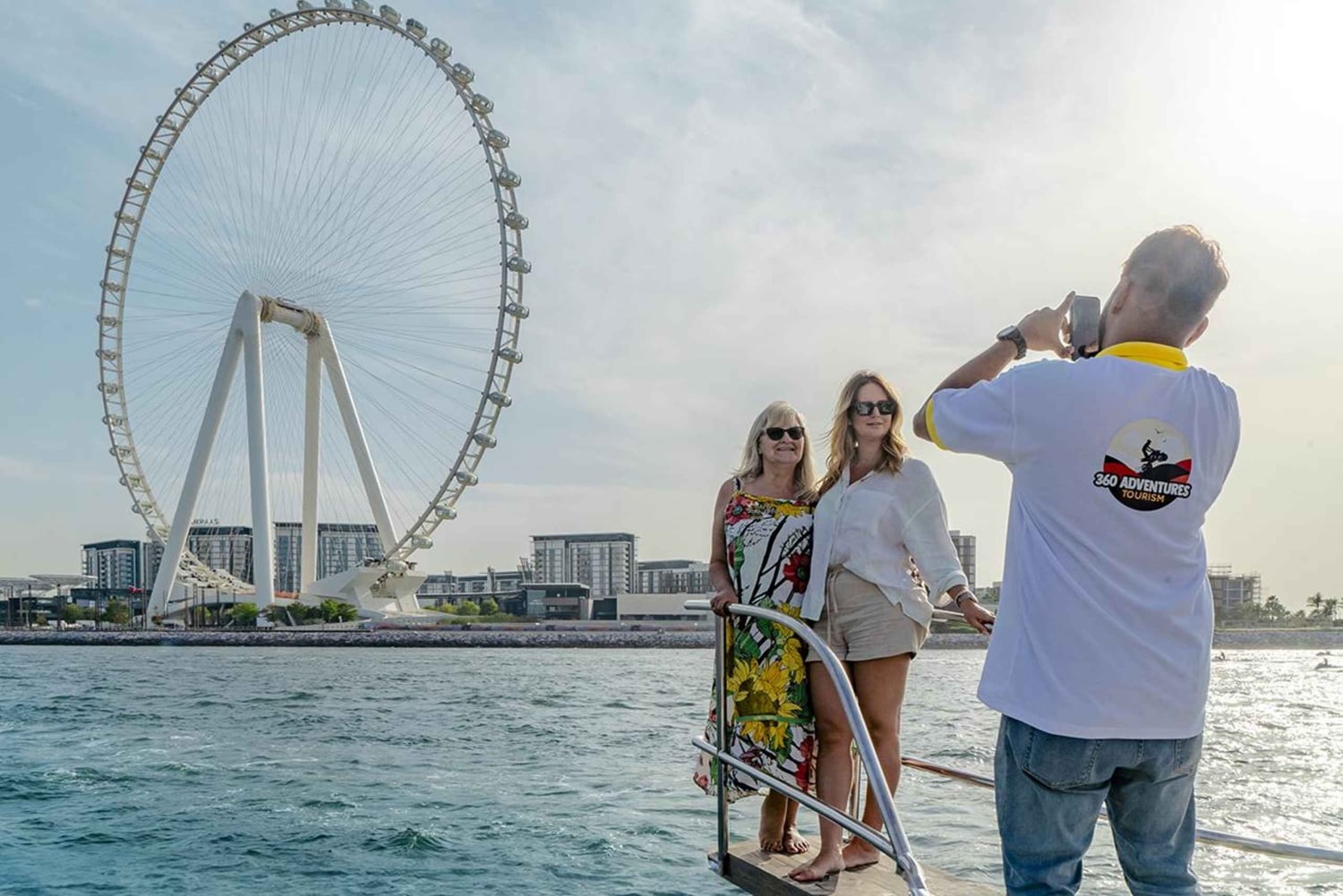 ドバイザ・ビュー・アット・ザ・パーム入場券＆アフタヌーン・ヨット1.5日券