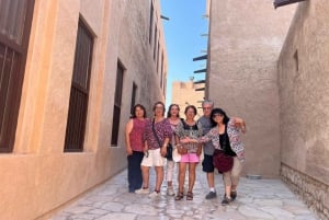 Dubain kulttuuriperintökierros, kulta- ja maustesouk, Abra-vene