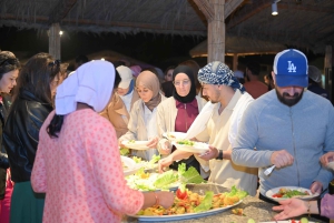 Dubai: Tour with BBQ Dinner, Camel Ride, & Traditional Show