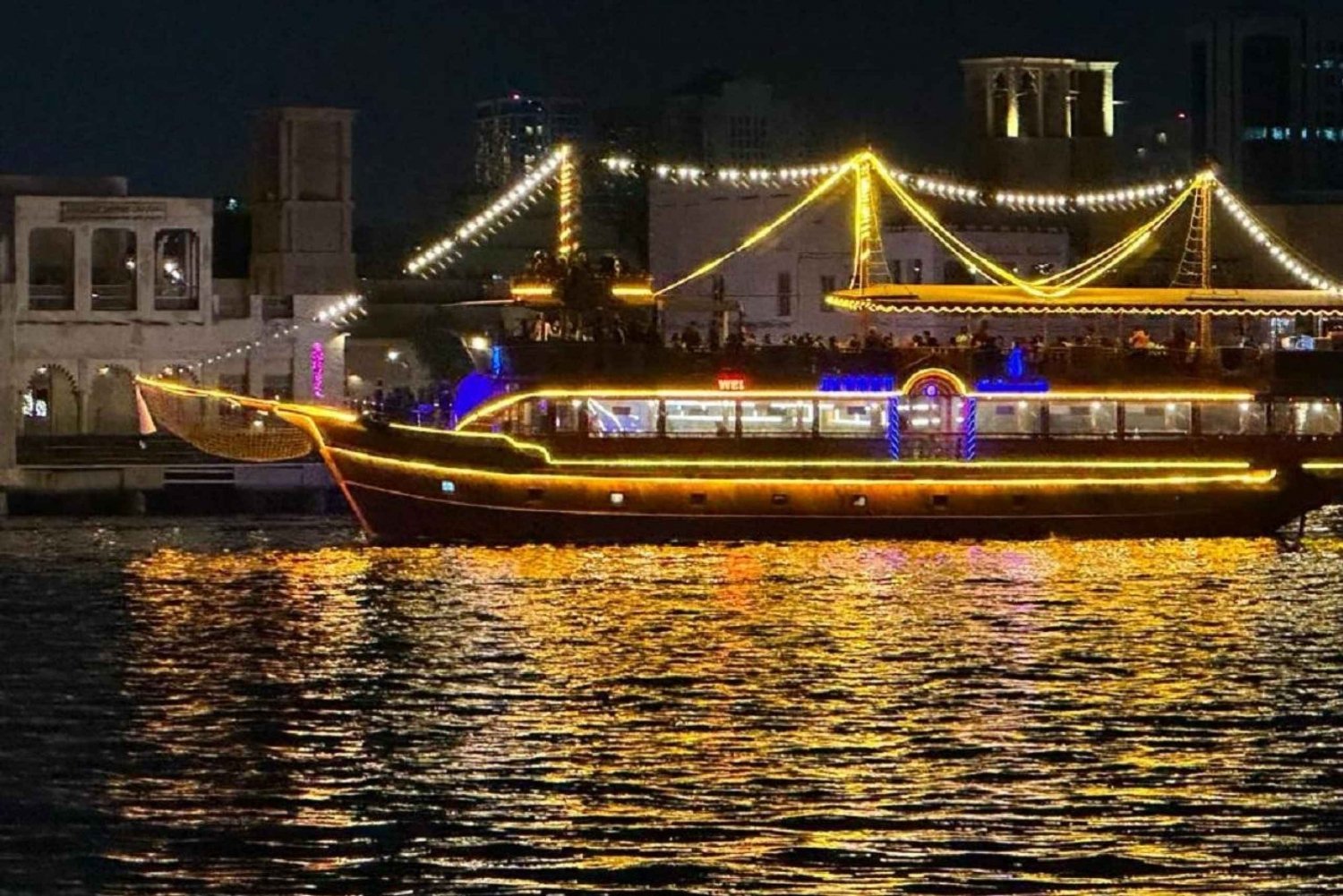 Dubai: Traditioneel Dhow Cruise Diner