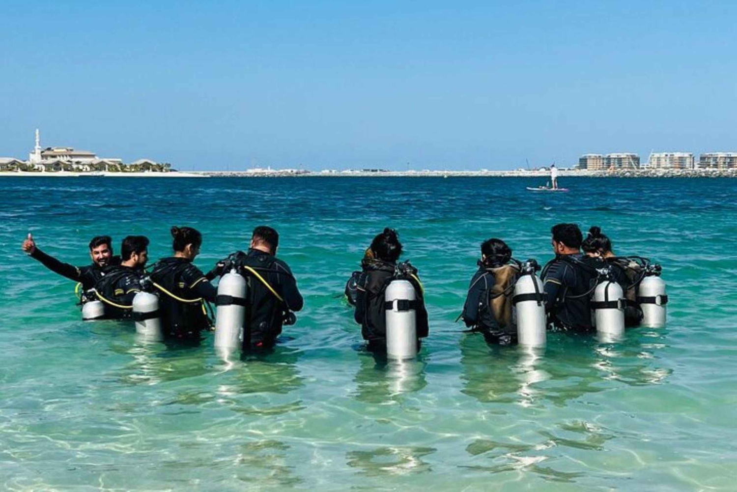 Dubai: Prueba la experiencia del submarinismo con traslado al hotel