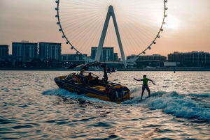 Dubai wakesurfing og wakeboarding: Snacks og drikkevarer inkluderet!