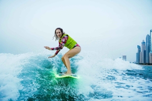 Dubai wakesurfing og wakeboarding: Snacks og drikkevarer inkluderet!