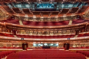 Dubai: tour a piedi, architettura e storia dell'Opera di Dubai