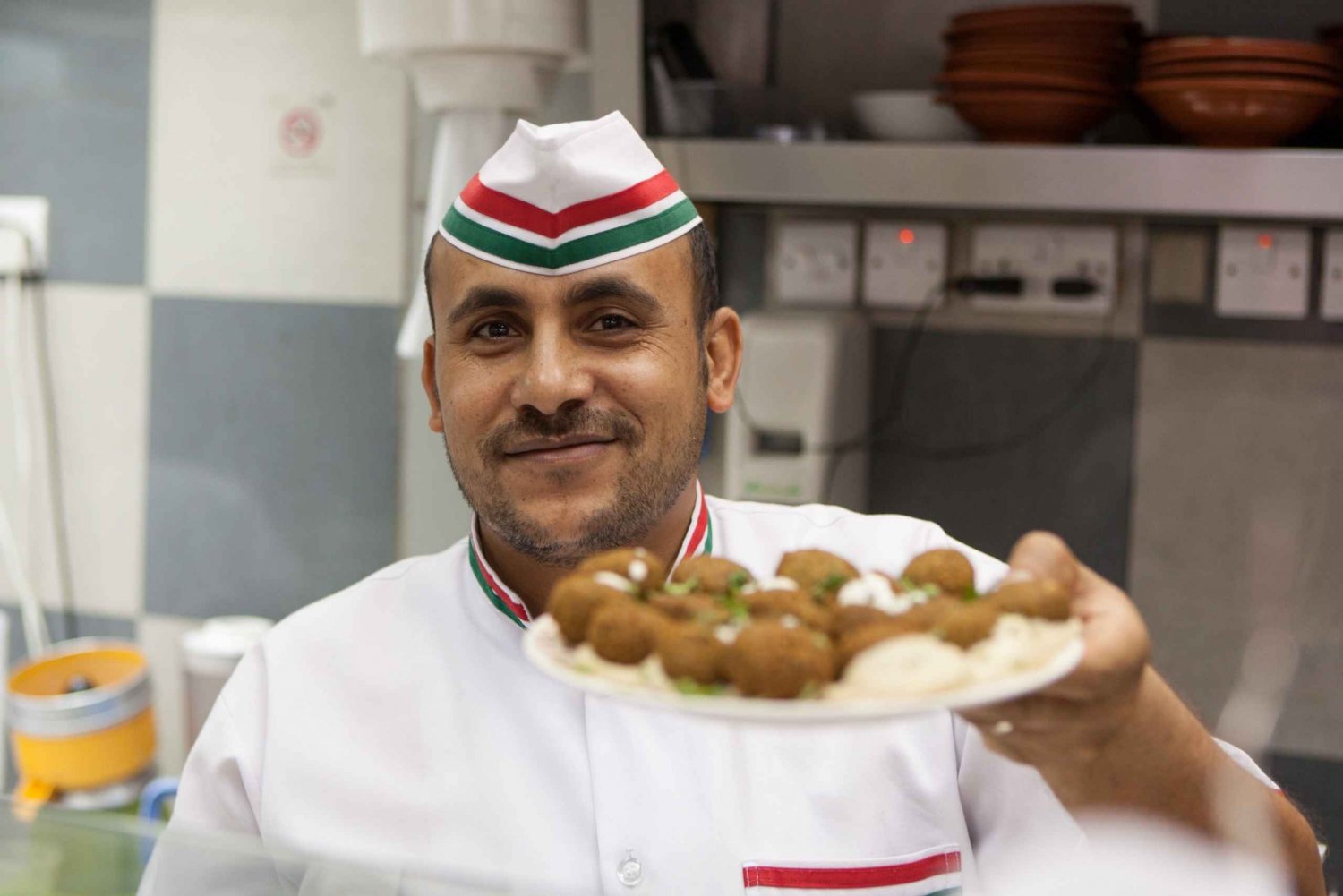 Dubai: Walking Middle Eastern Food Tour