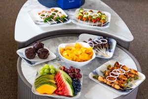 Dubai: Yachtparty mit Live-DJ, Barbecue und offener Bar