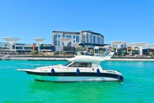 Dubai Yacht Tour: 2-Hour Luxury Cruise on a Luxury Yacht