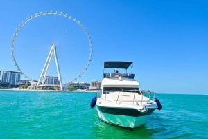 Dubai Yacht Tour: 2-Hour Luxury Cruise for Up to 12 People
