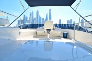 Dubai Yacht Tour: 2-Hour Luxury Cruise for Up to 12 People