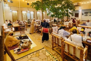 Dubai: Emirati Food and City Tour with Emirati Dress