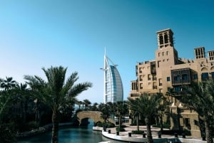 Dubai: Emirati Food and City Tour with Emirati Dress