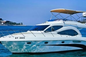 Dubaï : croisière de 2 heures à bord d'un yacht de luxe de 50 pieds (15 personnes)