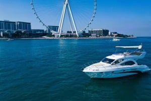 Dubaï : croisière de 2 heures à bord d'un yacht de luxe de 50 pieds (15 personnes)