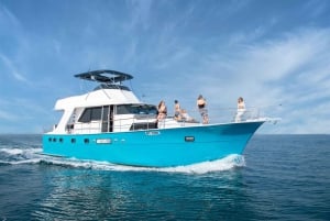 Private Yacht Experience at Sea with Soft Drinks & Juices