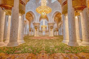 From Abu Dhabi: Sheikh Zayed Grand Mosque Private Tour