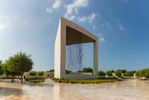 Z Dubaju: Zwiedzanie miasta Abu Zabi i Meczet Szejka Zayeda