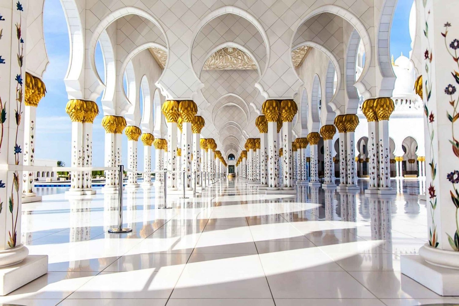 Z Dubaju: Abu Dhabi City Sightseen i Meczet Szejka Zayeda